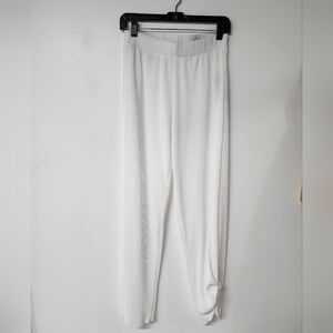 White Ribbed Plisse Pants